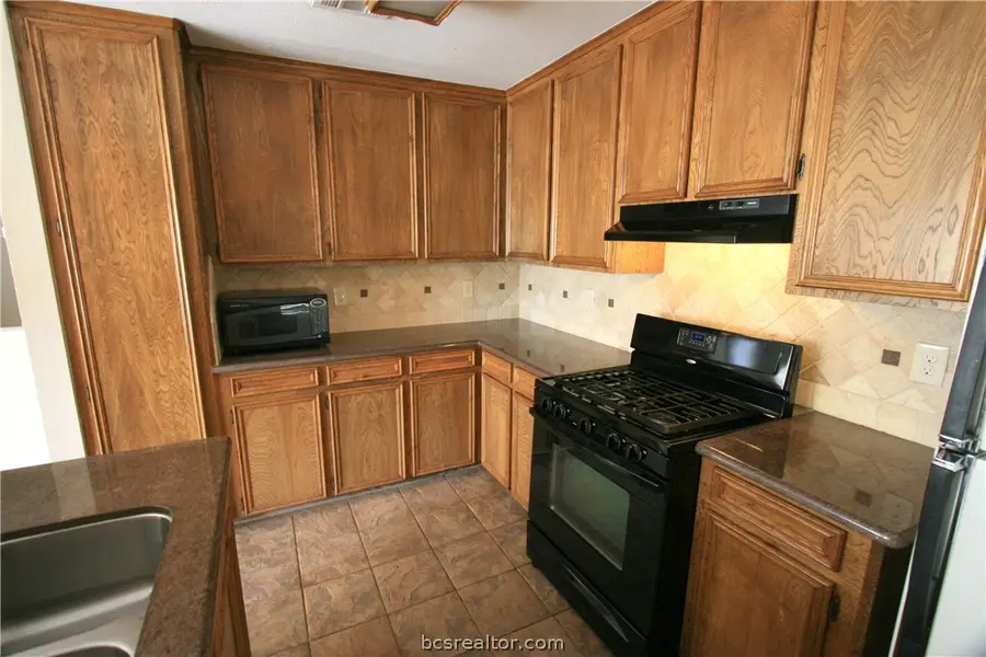 1008 Crestwood Drive, Bryan, TX 77801 - #3