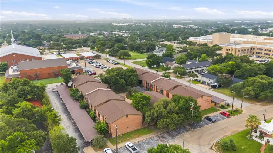 611 S Ennis Street, Bryan, TX 77803 - #3