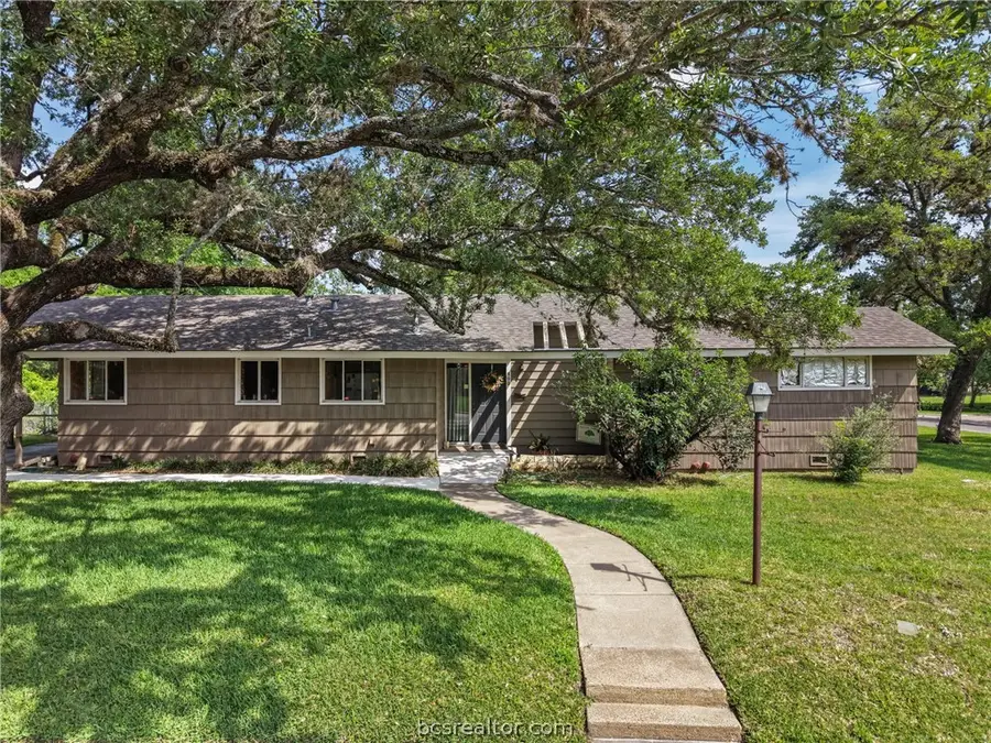 800 Park Place, College Station, TX 77840 - #2
