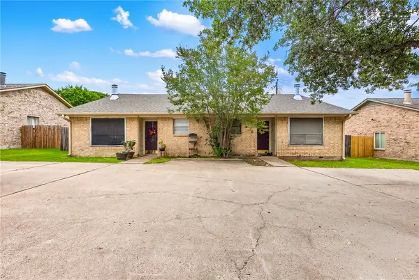 1223 April Bloom #A- B, College Station, TX 77840