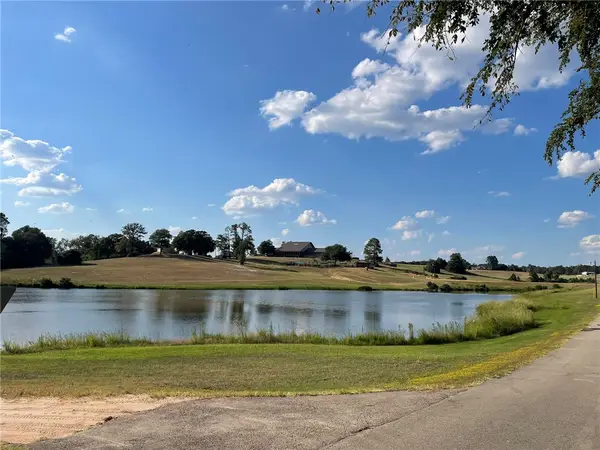 31 Ranch Road Drive, Normangee, TX 77871