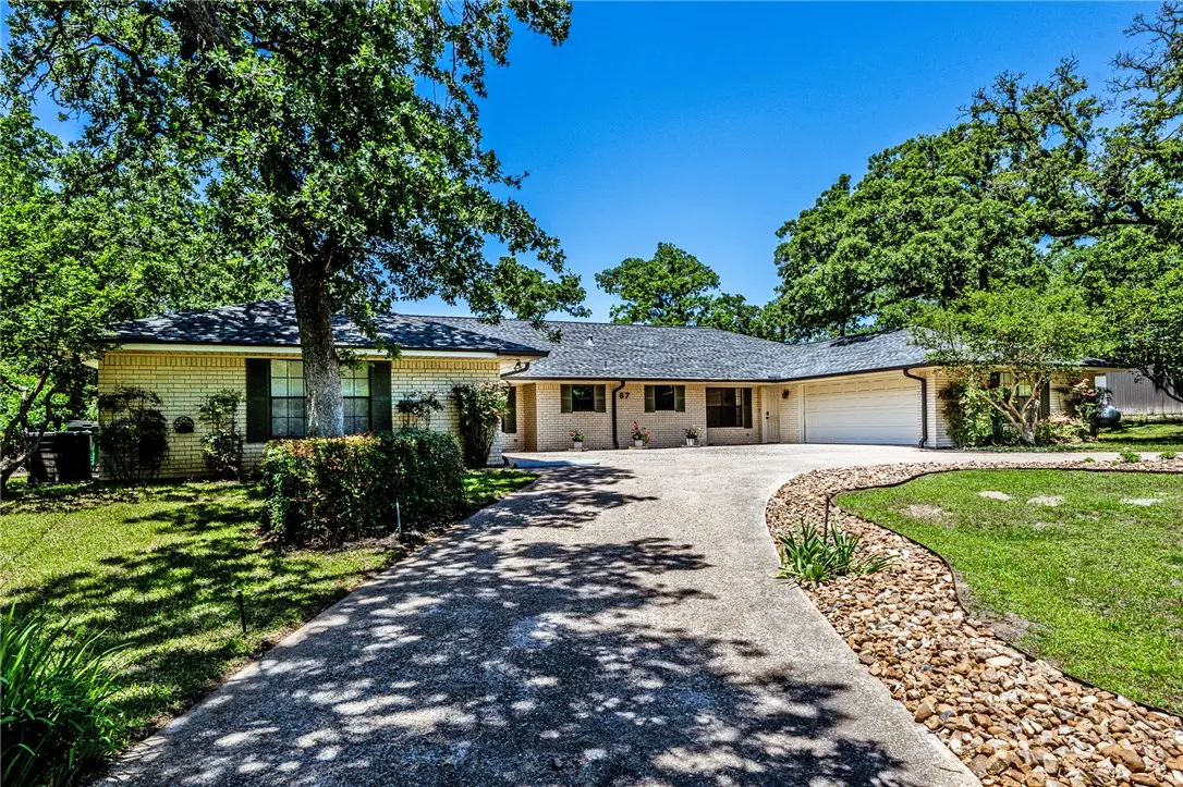 67 Fairway Drive, Normangee, TX 77871 - #1