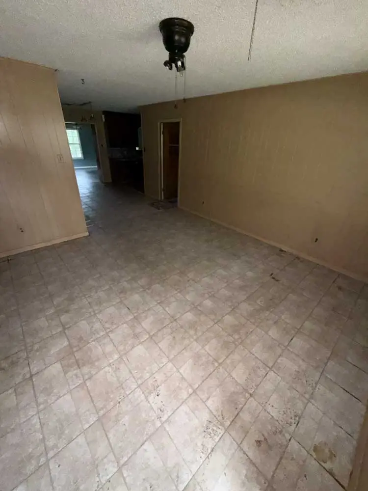 203 N Drumm, Brenham, TX 77833 - #2