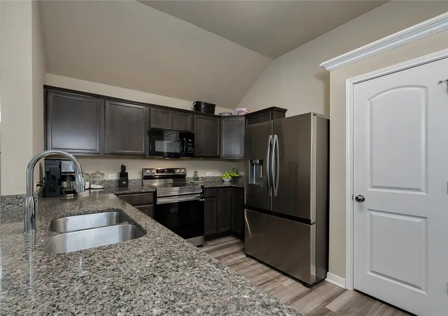 2702 Redcap, Bryan, TX 77803 - #3