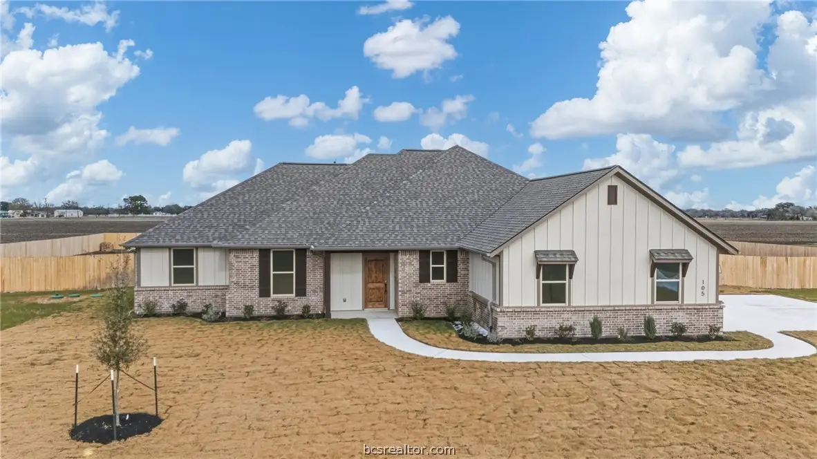 105 Court-side Drive, Snook, TX 77878 - #1