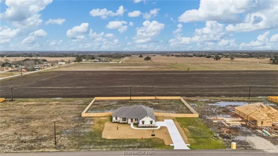105 Court-side Drive, Snook, TX 77878 - #3