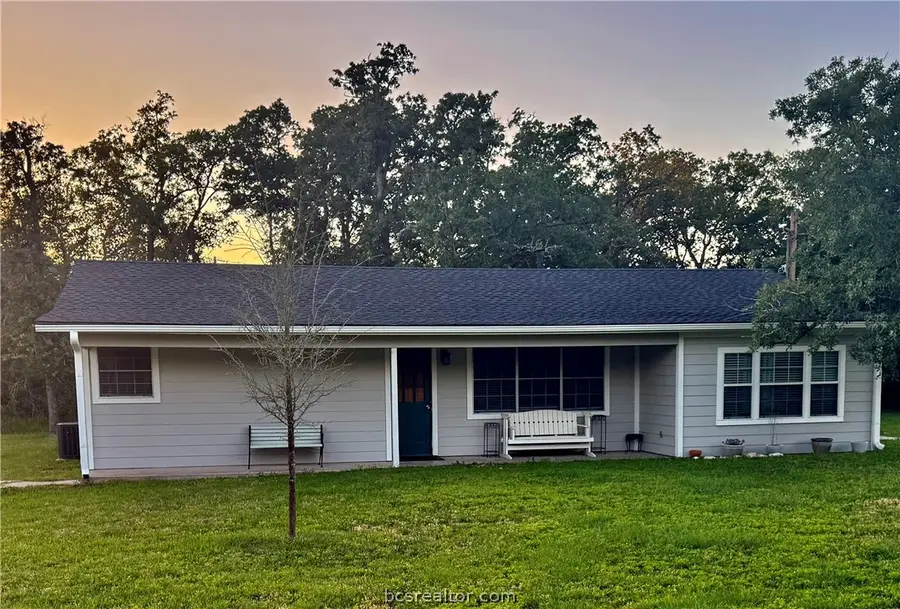 401 Chinaberry Lane, Somerville, TX 77879 - #2