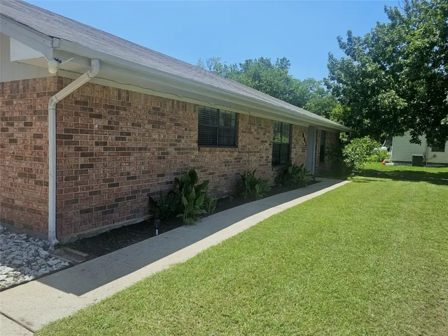 601 Rogers, Normangee, TX 77871 - #2