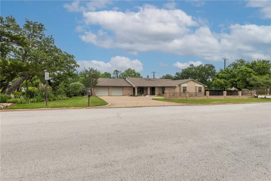 1711 Glade Street, College Station, TX 77840 - #2