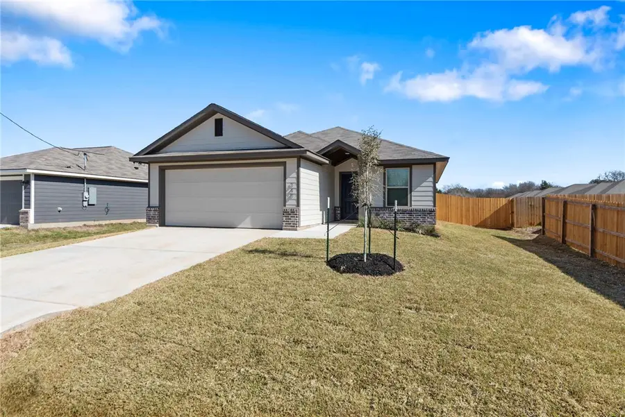 1642 Lucky Street, Bryan, TX 77803 - #2