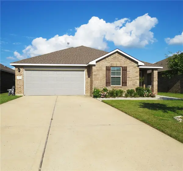 2419 Divot Lane, Navasota, TX 77868