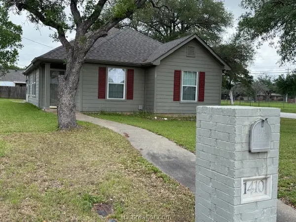 1410 Hoppess Street, Bryan, TX 77802