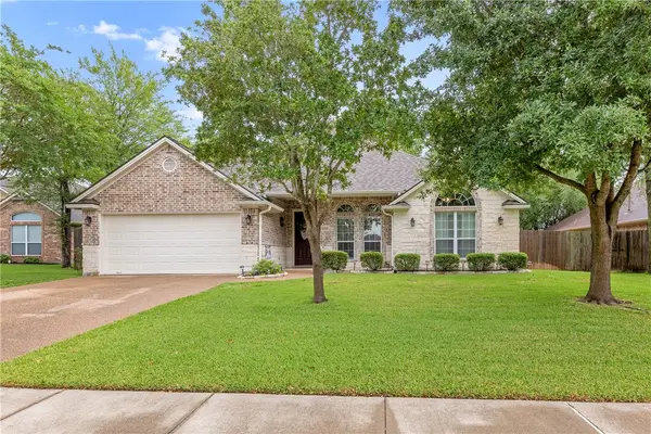 2703 Hickory Court, Bryan, TX 77808