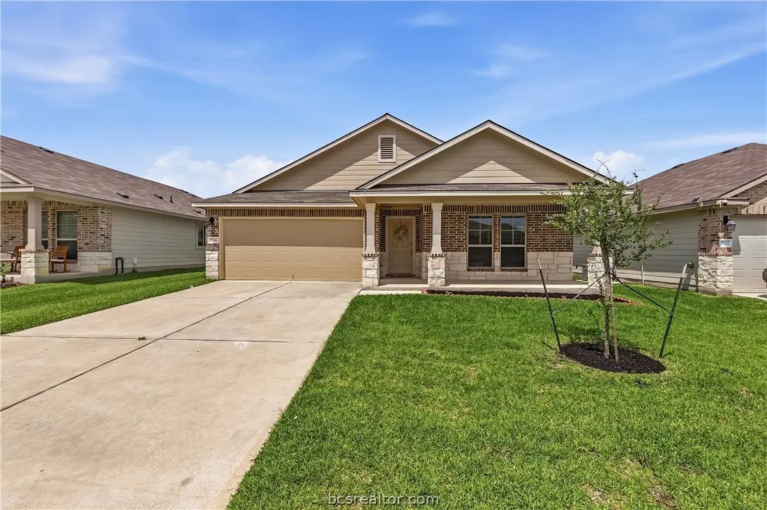 2024 Chief Street, Bryan, TX 77807 - #1