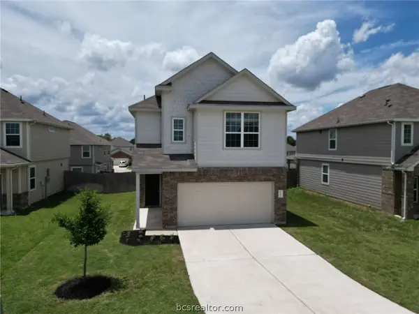 982 Rice Drive, Bryan, TX 77803