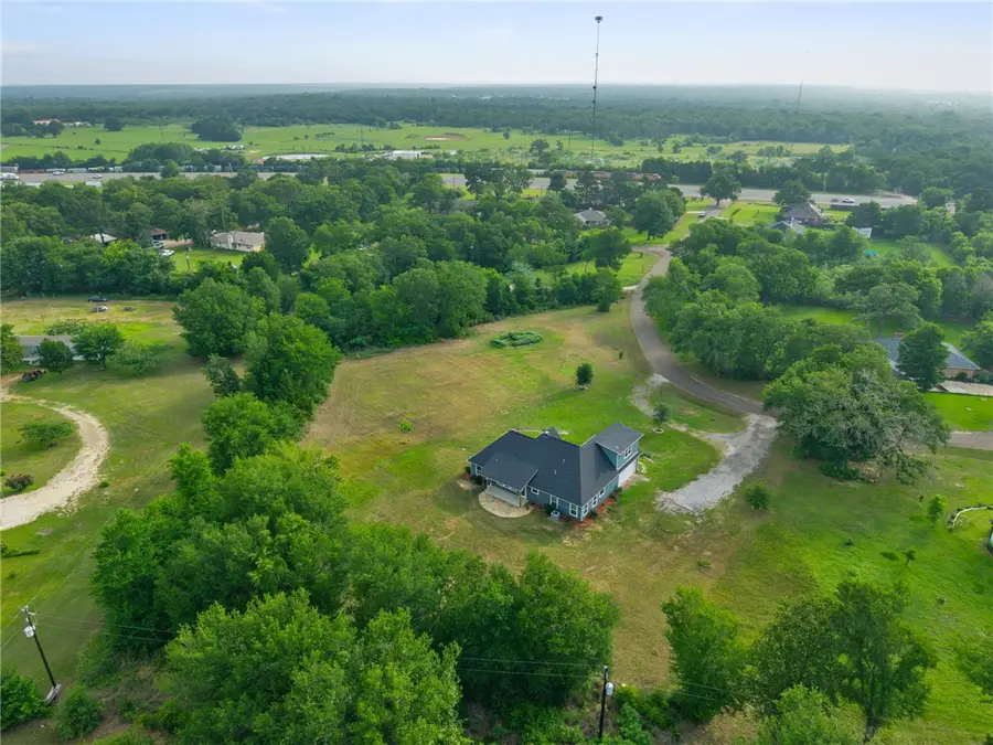 10856 Whispering Oaks Drive, Hearne, TX 77859 - #3