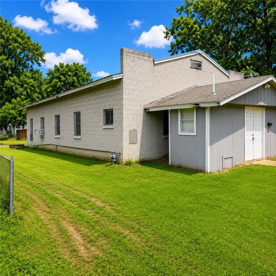 507 N Navasota, Hearne, TX 77859 - #2