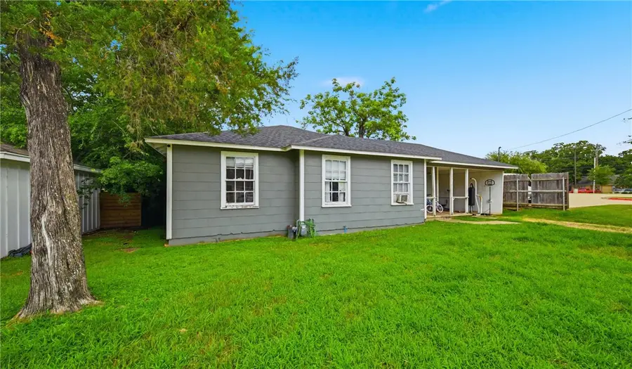 3006 First St, Bryan, TX 77801 - #3