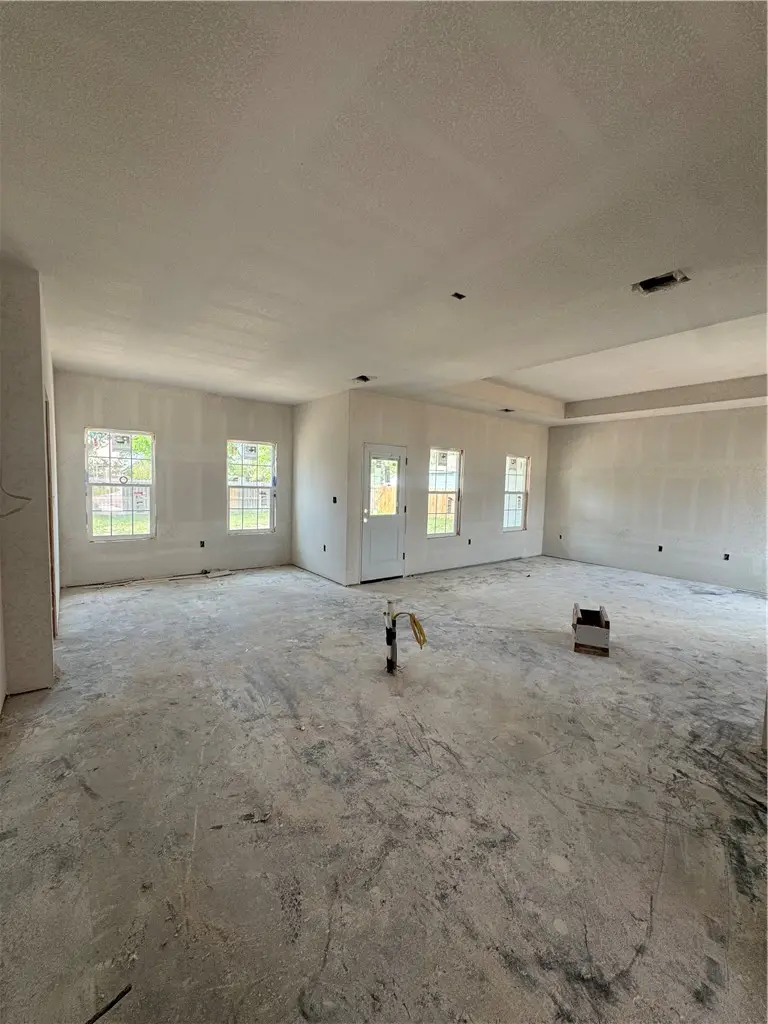 408 Wrangler Street N, Franklin, TX 77856 - #2