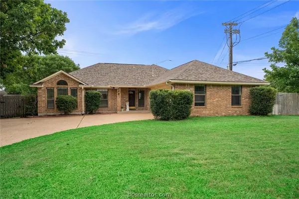 600 Coachlight Court, College Station, TX 77845