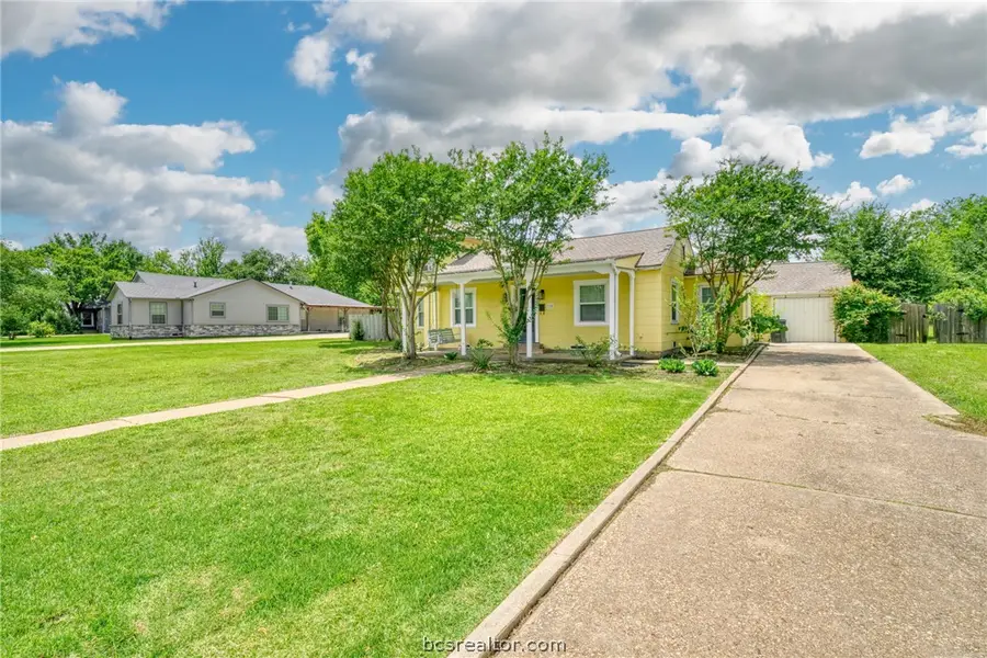 710 Inwood Drive, Bryan, TX 77802 - #2