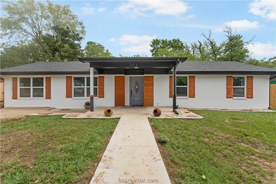 904 Westview, Caldwell, TX 77836-1051 - #1
