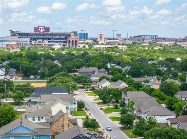 801 Fairview Avenue, College Station, TX 77840
