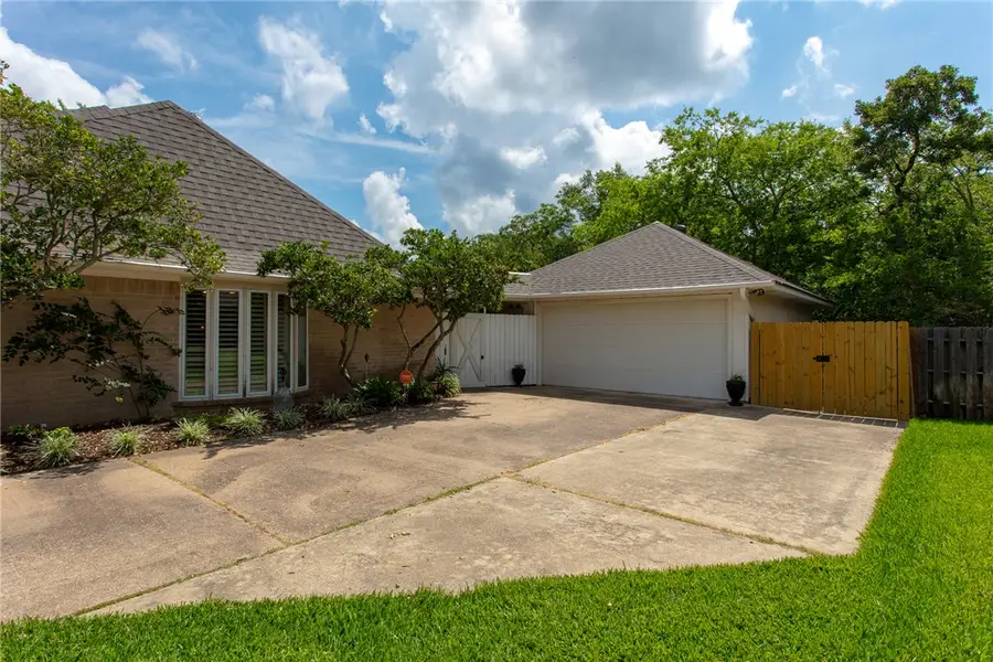 8615 Rosewood Drive, College Station, TX 77845 - #3