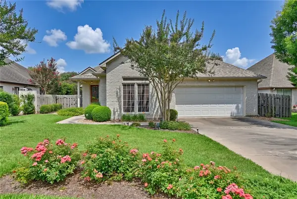 2424 Dillon Street, Brenham, TX 77833