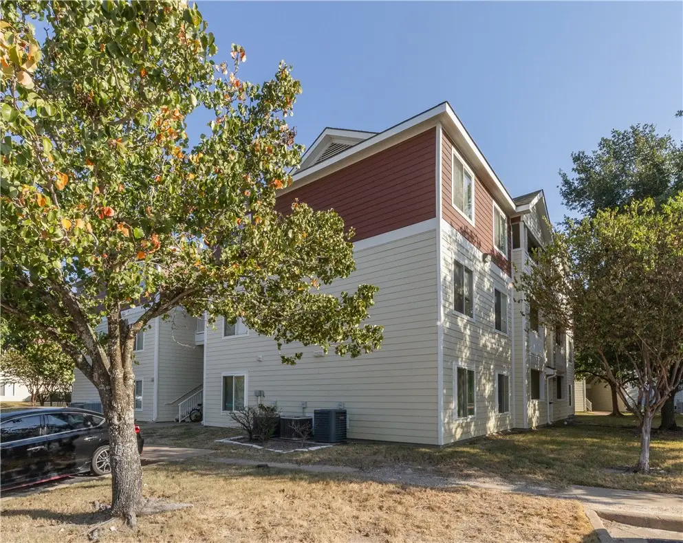 529 Southwest Parkway #301, College Station, TX 77840 - #1