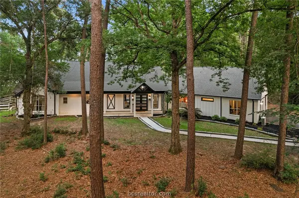 1418 Sendera Ranch Drive, Magnolia, TX 77354