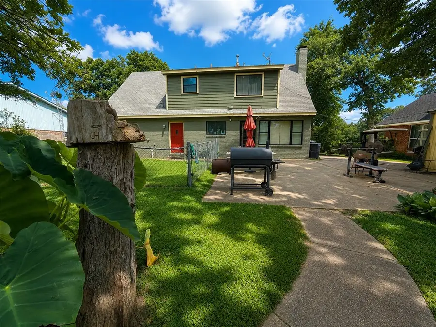 42 Golfview Drive, Hilltop Lakes, TX 77871 - #2
