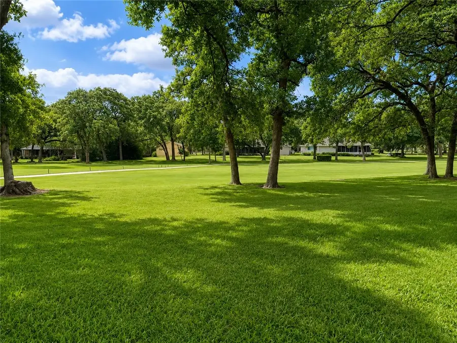 42 Golfview Drive, Hilltop Lakes, TX 77871 - #3