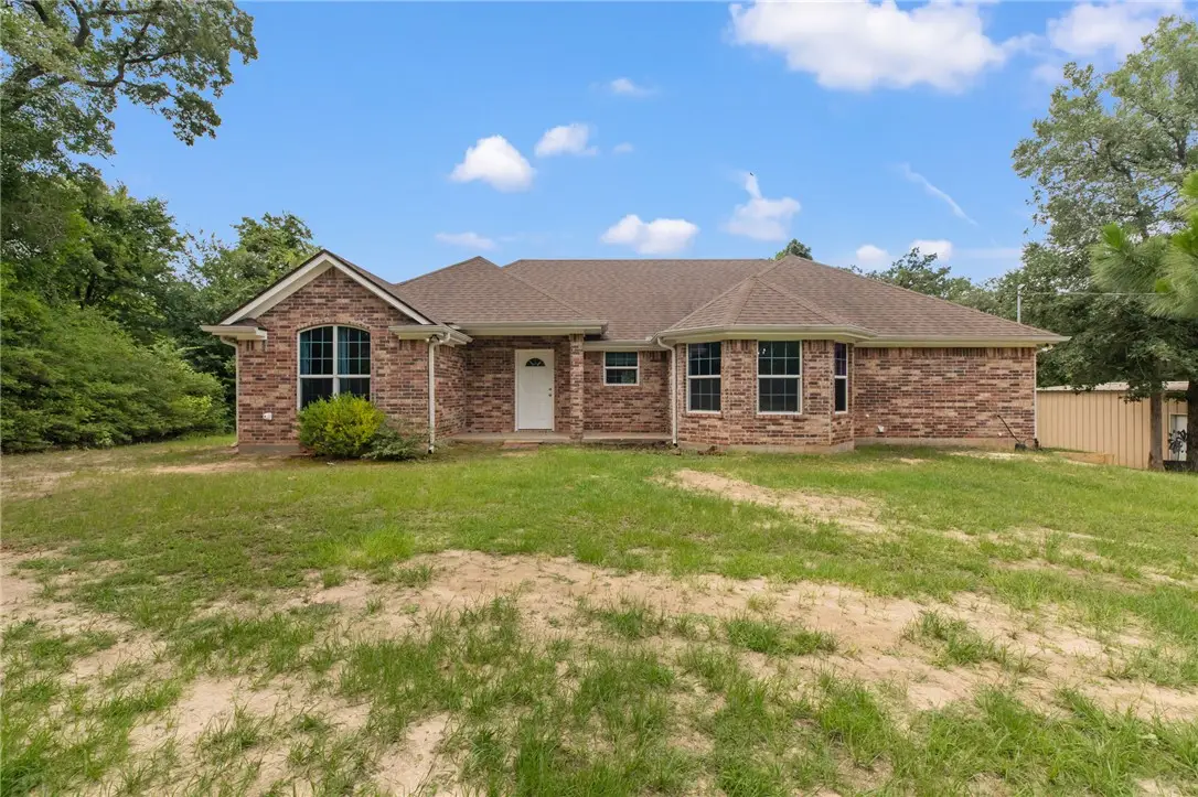 150 Country Place, Hilltop Lakes, TX 77871 - #1