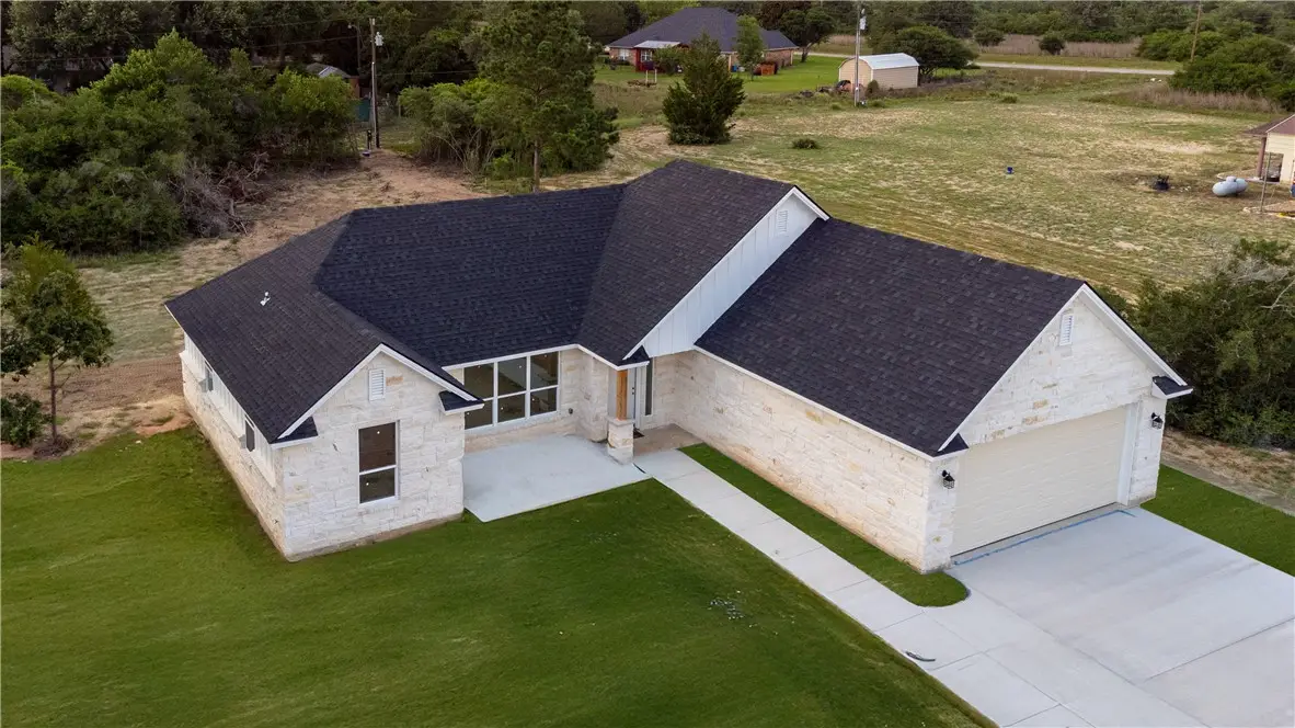 178 Jamaica Lane, Hilltop Lakes, TX 77871 - #1