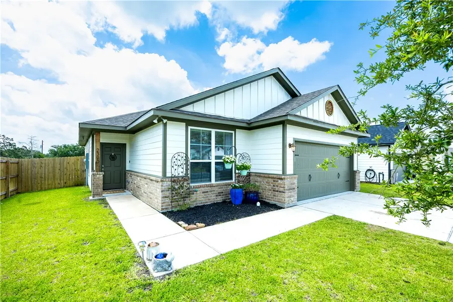 2390 Lightfoot Lane, Bryan, TX 77803 - #2
