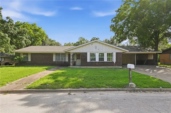 2302 Franklin Drive, Bryan, TX 77801