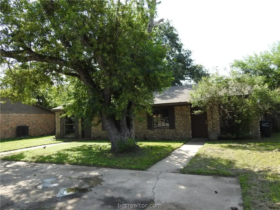 208-210 Bucknell Court, College Station, TX 77840 - #2