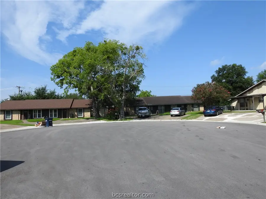 208-210 Bucknell Court, College Station, TX 77840 - #3