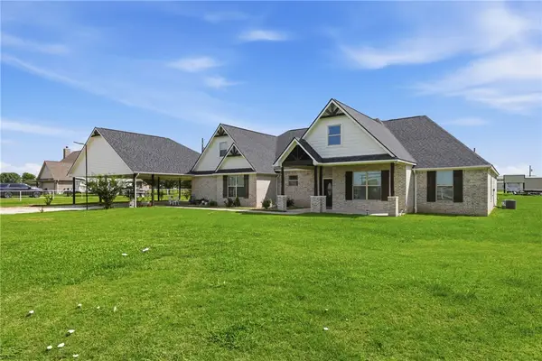 3553 N Country Drive, Bryan, TX 77808