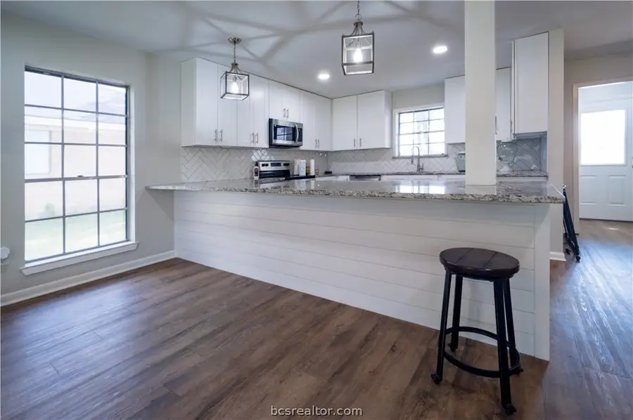 38 Golfview Drive, Hilltop Lakes, TX 77871 - #3
