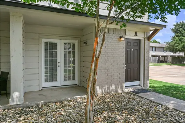 1406 Summit Street #A, College Station, TX 77845