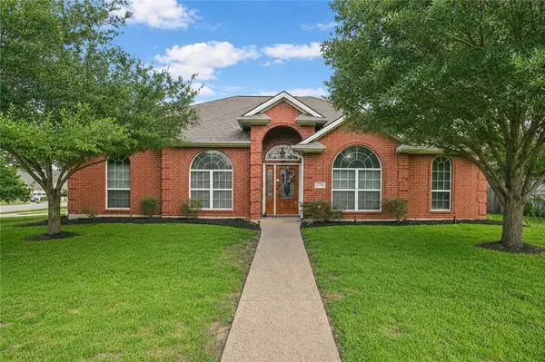 2700 Hickory Court, Bryan, TX 77808