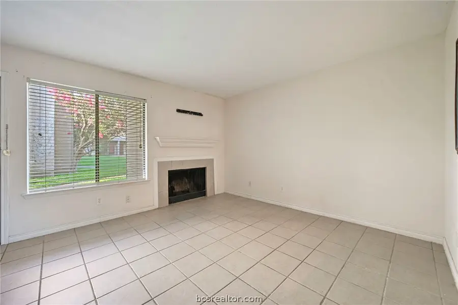 1900 Dartmouth #A-5, College Station, TX 77840-3921 - #2