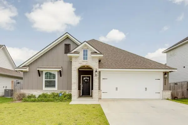 1923 Pinemont View Drive, Bryan, TX 77807