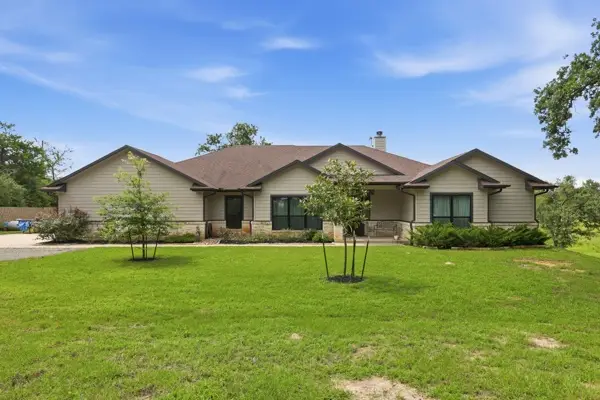 3104 Stonewood Drive, Franklin, TX 77856