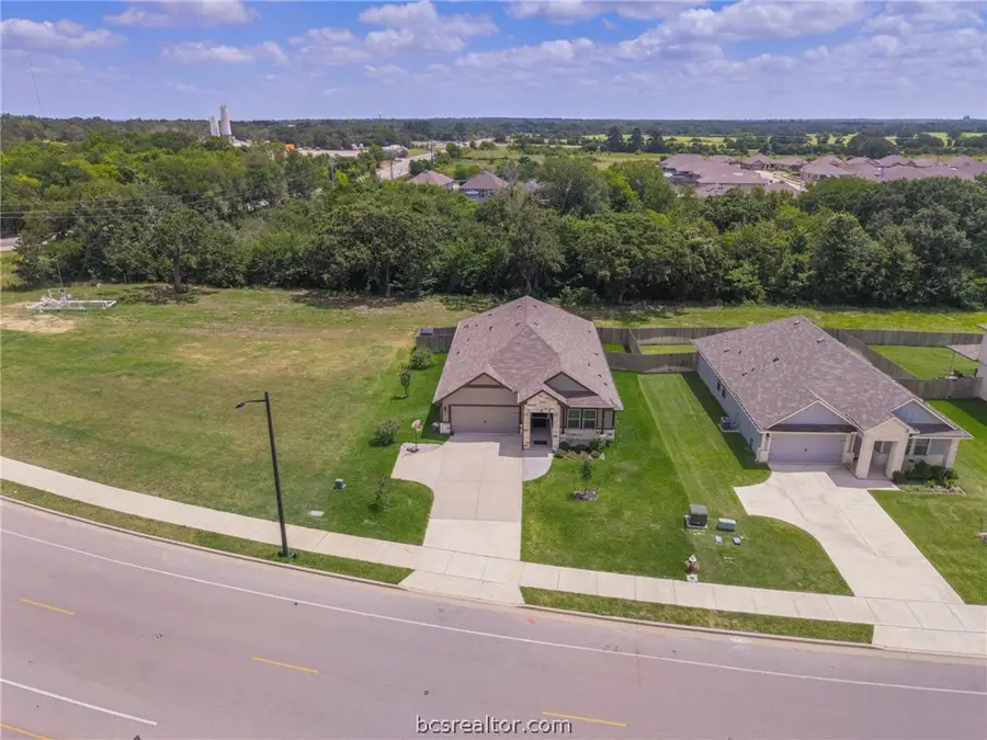 2042 Rock Ridge Avenue, Bryan, TX 77807 - #3