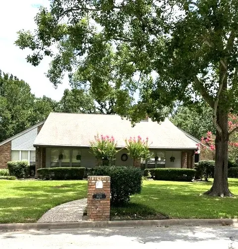 805 Copperas Drive, Caldwell, TX 77836