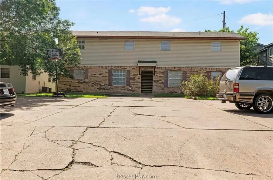 2400 Jaguar Court, Bryan, TX 77807 - #2