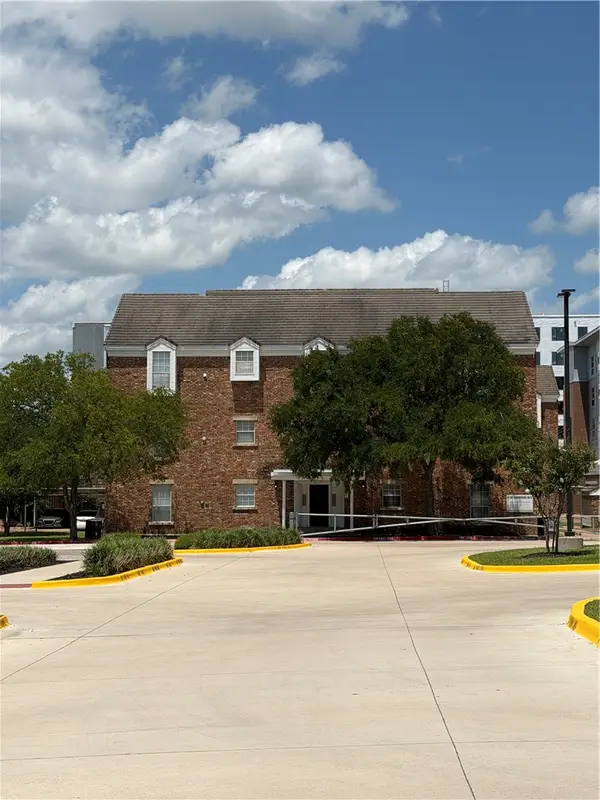 400 Nagle Street #405, College Station, TX 77840